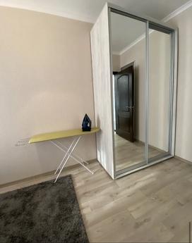 Similar rental of 2 room apartment, Kamenskoe (Dniprodzerzhynsk) - apartment by the day
