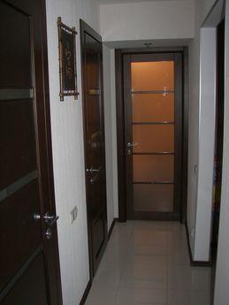 Rent three-room euro, Dnipro (Dnipropetrovsk) - mieszkanie po dobowo