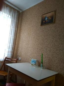 Tek odalı bir daire, Kropyvnytskyi (Kirovohrad) - günlük kira için daire