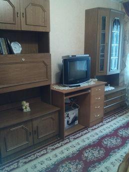Rent an inexpensive 1-room apartment, Khmilnyk - apartment by the day