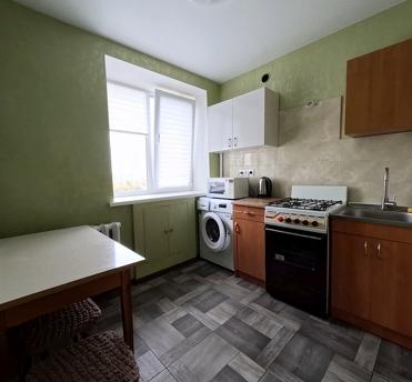 İki odalı bir daireyi günlük olarak kiralayacağım., Novomoskovsk - günlük kira için daire