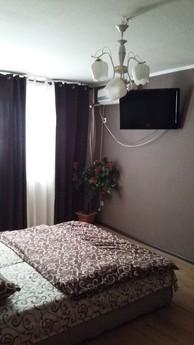 1 bedroom apartment for rent, Makiivka - apartment by the day