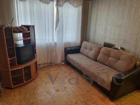 2-room apartment on Gagarina, Zlatoust - günlük kira için daire