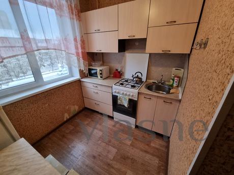 2-room apartment Gagarina 8 line 9, Zlatoust - günlük kira için daire