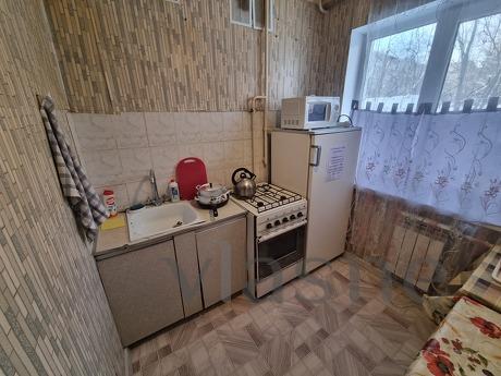 2-room apartment Gagarin 8 line 13, Zlatoust - günlük kira için daire