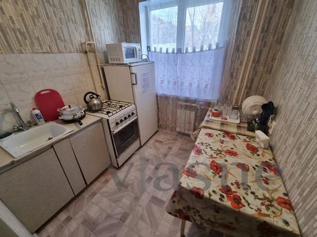 2-room apartment Gagarin 8 line 13, Златоуст - квартира подобово