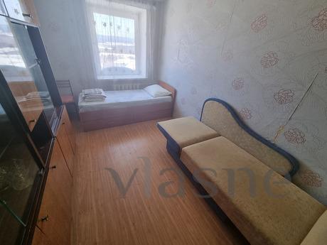 2-room apartment, Zlatoust - günlük kira için daire