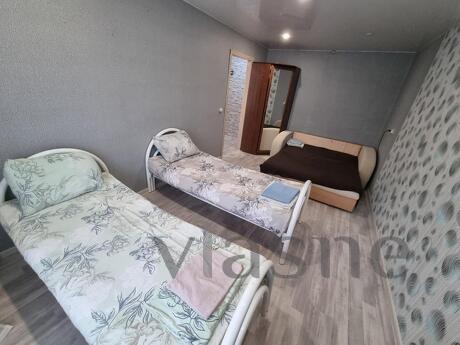 1-room apartment Green 6, Zlatoust - apartment by the day