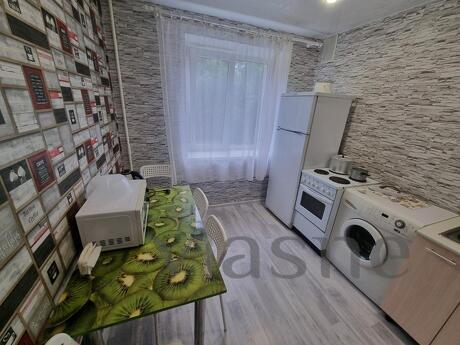 1-room apartment Green 6, Zlatoust - apartment by the day