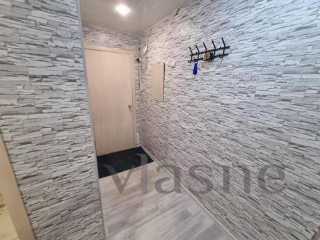 1-room apartment Green 6, Zlatoust - apartment by the day