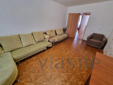 2-room apartment 3rd microdistrict 17, Zlatoust - apartment by the day