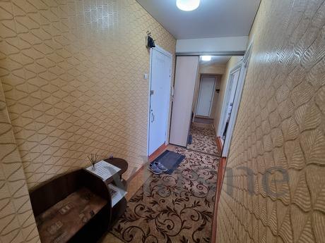 1-room apartment Mira 28, Zlatoust - apartment by the day