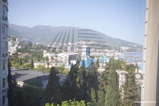 Günlük LCD "Profesyonel" 4/2, Yalta - günlük kira için daire