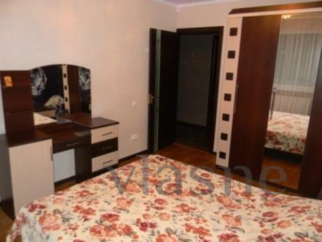 Konforlu 2 oda. Kiraz apartman, Vinnytsia - günlük kira için daire