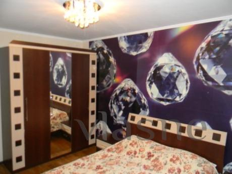 Konforlu 2 oda. Kiraz apartman, Vinnytsia - günlük kira için daire