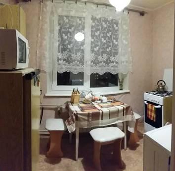 Güne kadar 1 oda daire, Kharkiv - günlük kira için daire