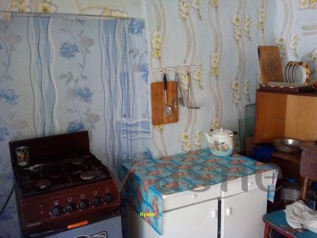 Bir yazlık ev kiralamak (anahtar teslimi, Berdiansk - günlük kira için daire