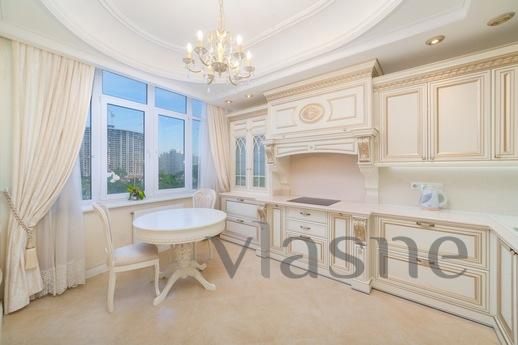 Apartment in Arcadia overlooking the sea, Odessa - apartment by the day