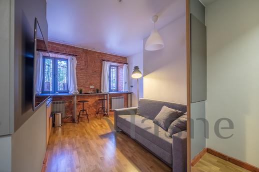 St. Petersburg, Canal Griboed, Saint Petersburg - apartment by the day