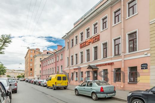 St. Petersburg, Canal Griboed, Saint Petersburg - günlük kira için daire