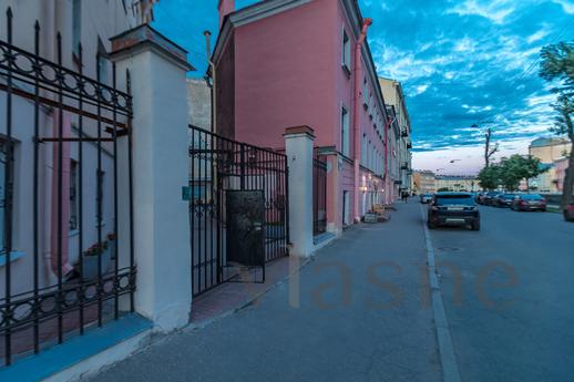 St. Petersburg, Canal Griboed, Saint Petersburg - apartment by the day