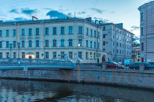 St. Petersburg, Canal Griboed, Санкт-Петербург - квартира подобово