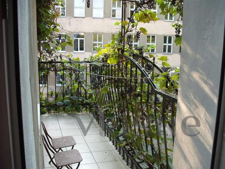 The apartment is in the center by the ty, Lviv - mieszkanie po dobowo
