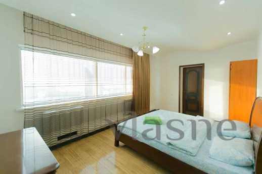 Rent an elite apartment in Astana Bayter, Astana - apartment by the day