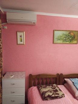 сдам номера для отдыха в Бердянске, Бердянск - квартира посуточно
