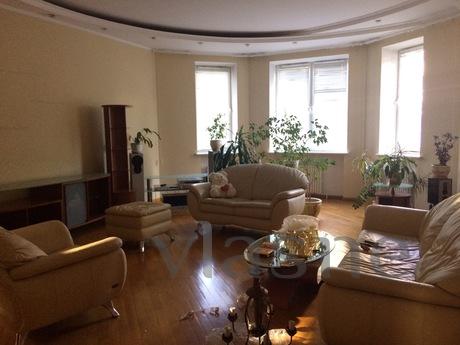 4 bedroom apartment for rent, Odessa - mieszkanie po dobowo