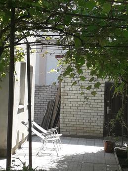 Rent 2 floor private house near the sea, Odessa - apartment by the day