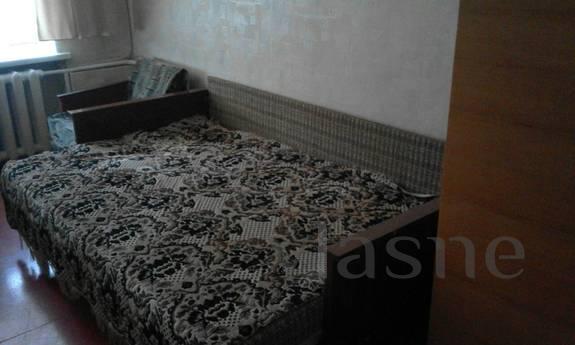Rent daily . in the Berdyansk Center, Berdiansk - apartment by the day
