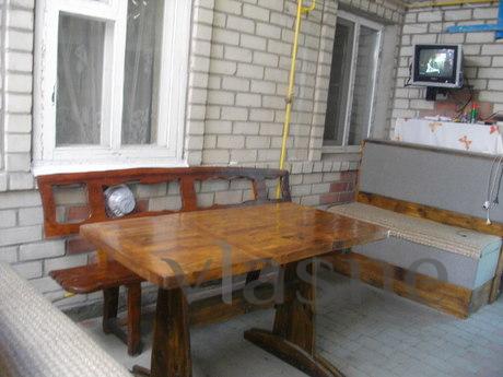 Kiralık kiralık odalar, Henichesk - günlük kira için daire