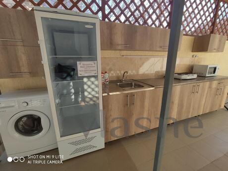 СУДАК. ГОСТЬОВИЙ БУДИНОК 'ПРОХЛАДА, Судак - квартира подобово