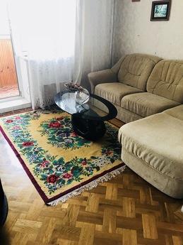 Rent a room by the day (hourly) (for a girl) Near m. Kharkov
