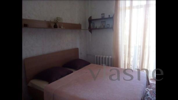 For rent 2-room apartment in the center, Berdiansk - apartment by the day