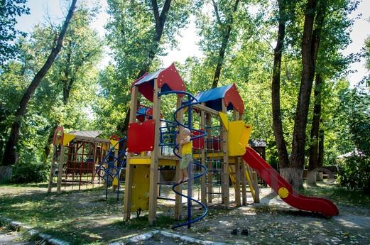 The house from a wooden bar at the recre, Rostov-on-Don - günlük kira için daire