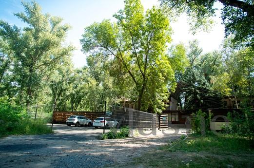 The house from a wooden bar at the recre, Rostov-on-Don - günlük kira için daire