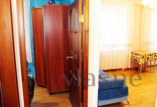 Very cozy and spacious apartment !!!, Nizhnekamsk - apartment by the day