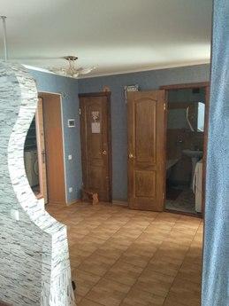 1 комнатная квартира в центре, Бердянск - квартира посуточно