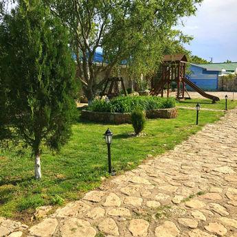 Holiday Village in Olenivka Crimea, Chornomorskoe - apartment by the day