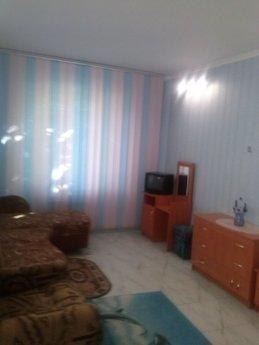 for short term rent 2 room apartment in , Kherson - günlük kira için daire