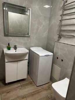 Lybid Plaza'da günlük 2 odalı bir daire kiralayacağım., Khmelnytskyi - günlük kira için daire