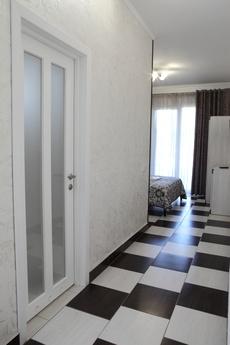 The apartment is located at the entrance to Skhidnytsya, 800