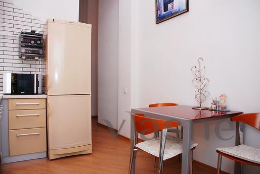 2-bedroom apartment. Center, Independenc, Kyiv - apartment by the day