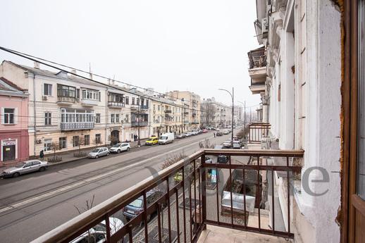 Apartments Boomerang Odessa, Odessa - apartment by the day