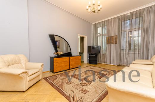 Apartment with 2 bedrooms on Tolstoy, Kyiv - günlük kira için daire