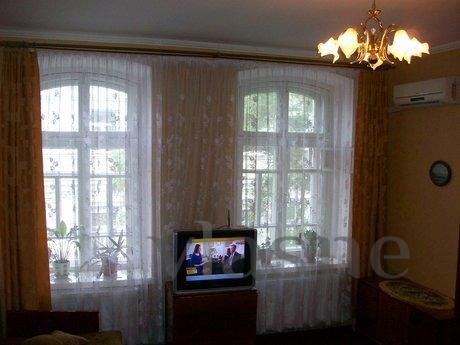 Apartment in the center of Feodosia for, Feodosia - apartment by the day