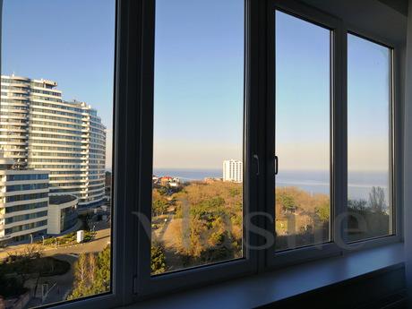 Modern apartments with sea views, Odessa - günlük kira için daire