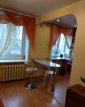 2-room apartment, Kemerovo - apartment by the day